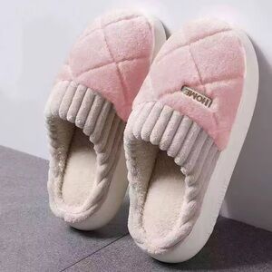 NWT Pale pink slippers slipon waterproof grip soles HOME furry insole price firm